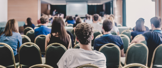 Fundação cobra caro por cursos conveniados à USP, mas não apresenta acordo de cooperação com a instituição