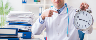 Segunda Câmara acolhe apontamentos do MPC-SP sobre jornadas médicas incompatíveis com a realidade e julga irregular execução contratual