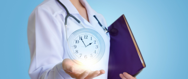 Jornadas médicas de até 48 horas e falhas de transparência comprometem convênio de hospital da Região Metropolitana de SP